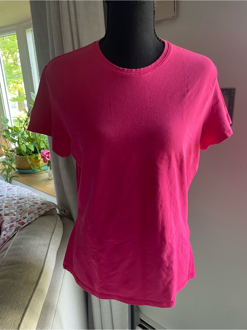 GAP Stretch Women's Crewneck Short Sleeve Tee - Bright Pink